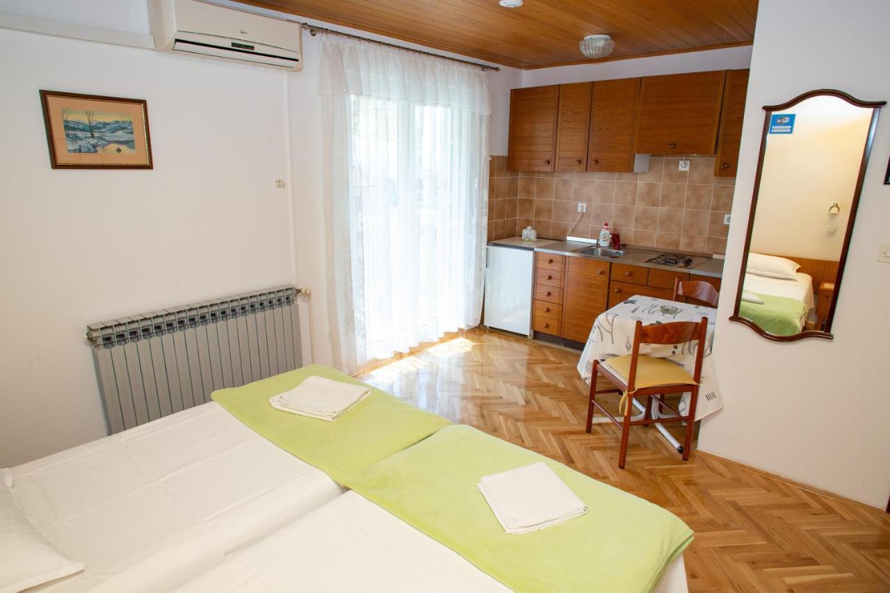 Apartments & Rooms Peranic 노바야 외부 사진